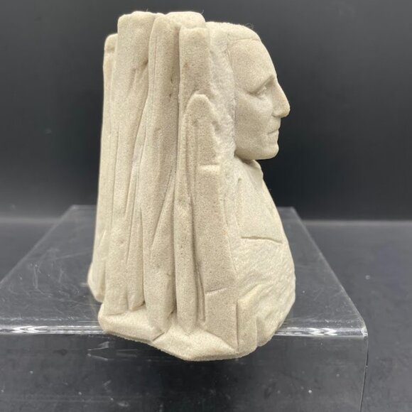 Mount Rushmore Sandstone Souvenir Statue Rushmore Photo Rapid City SD - Picture 8 of 9